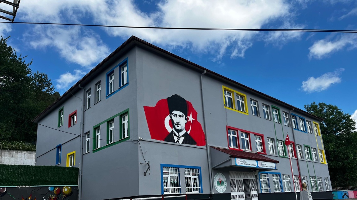 Divantürk Şehit İrfan Ünceli Ortaokulu Fotoğrafı